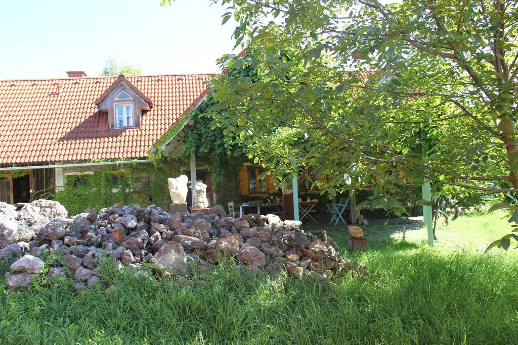 Ratsch an der Weinstraße Ferienwohnungen Sonnenberg מראה חיצוני תמונה